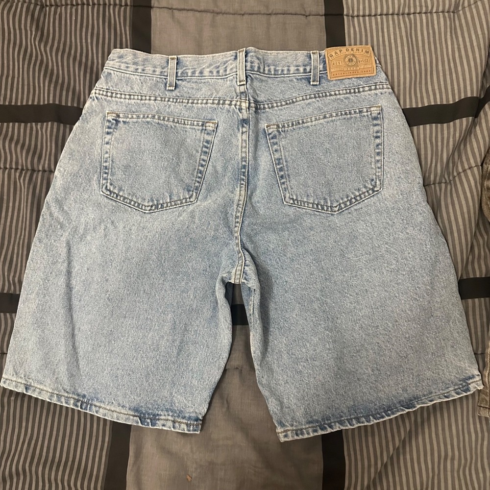 Vintage Gap Jean Shorts Men's 36 Blue Baggy Fit Denim Shorts USA Made - Picture 3 of 5